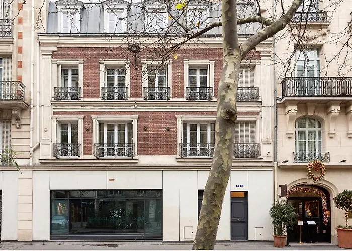 Le Bon Marche